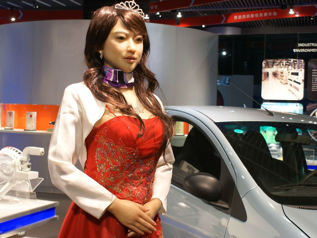 Xianrobots_lily-Car model_2011