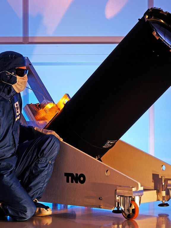 Title_TNO_Teleskop