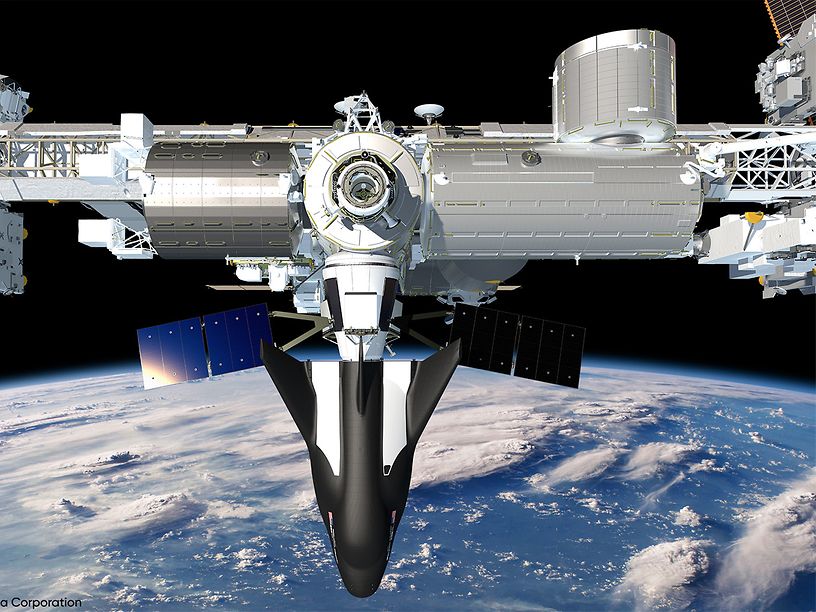 dream-chaser-berthed-to-iss