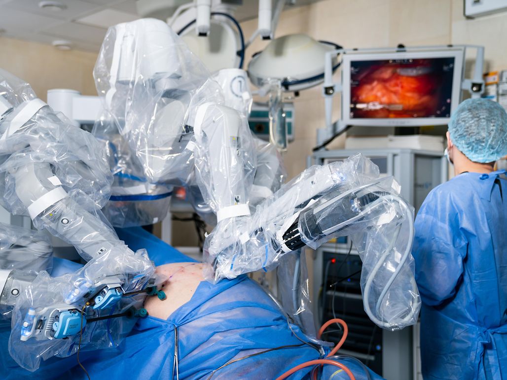 maxon - Surgical robots require precision drive systems - 2