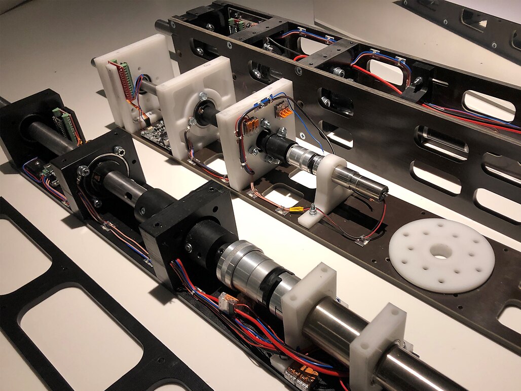 Template DriveTech 1500x1000 gravité par le mouvement de fluide3