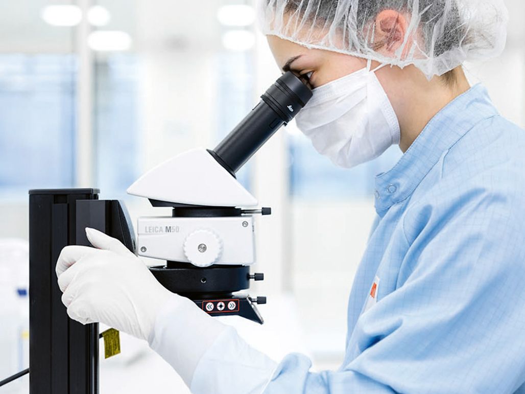 Clean_room_microscope