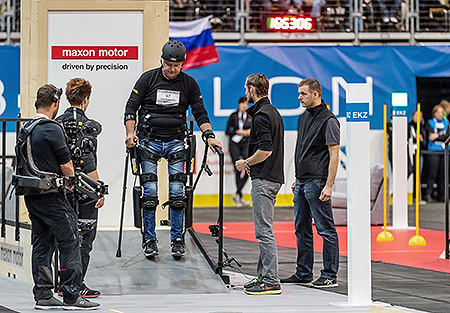 Overcoming everyday obstacles and driving technological development: For the first event 2016 in Zurich, the CYBATHLON set the bar high&ndash;and cleared it with ease